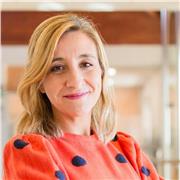 Profesora con más de 5 años de experiencia en el mundo del marketing, imparte clases de forma online.